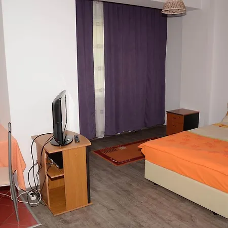 מלון דירות La Cave