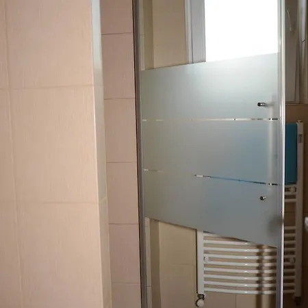 La Cave בוקרשט