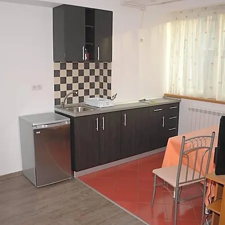 La Cave Lägenhetshotell Bukarest