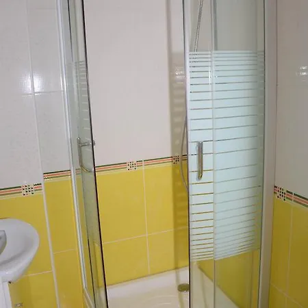 Lägenhetshotell La Cave Bukarest
