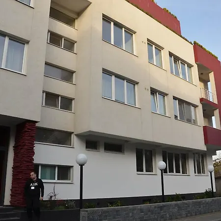 Aparthotel La Cave 3*