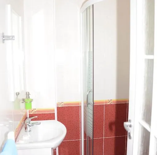 شقة فندقية La Cave 3*